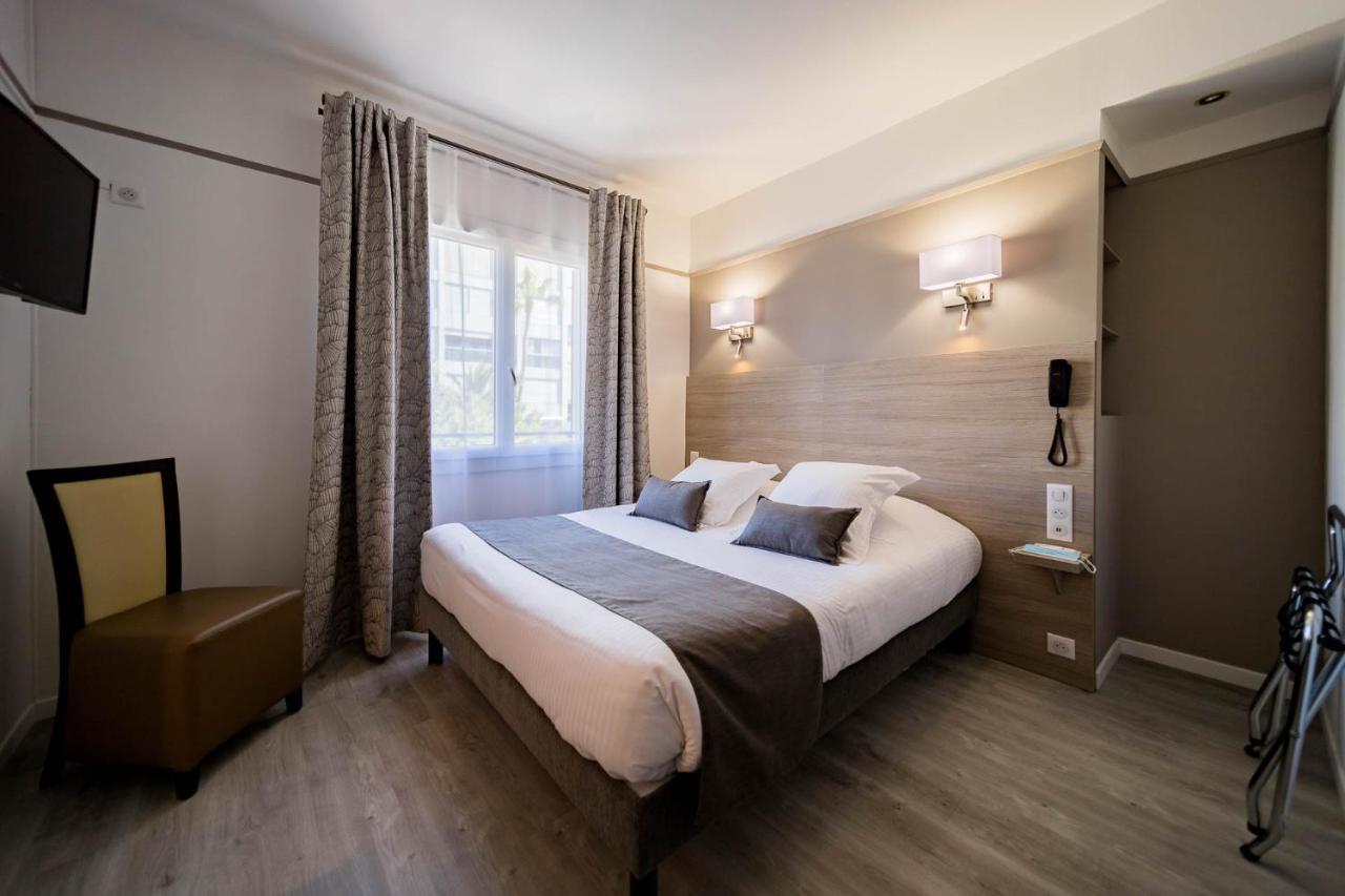 Hotel Le Rabelais Le Lavandou Eksteriør bilde