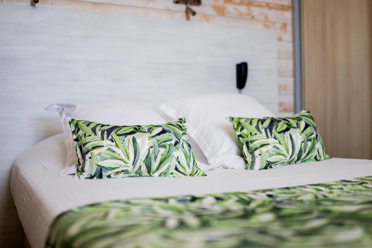 Hotel Le Rabelais Le Lavandou Eksteriør bilde