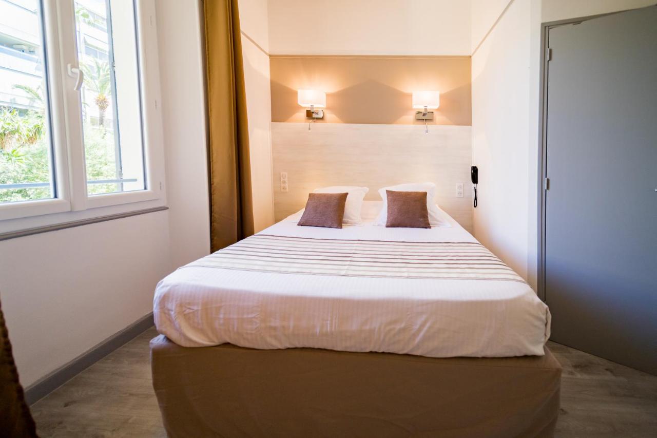 Hotel Le Rabelais Le Lavandou Eksteriør bilde